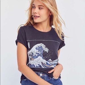 UO 🌊 tee